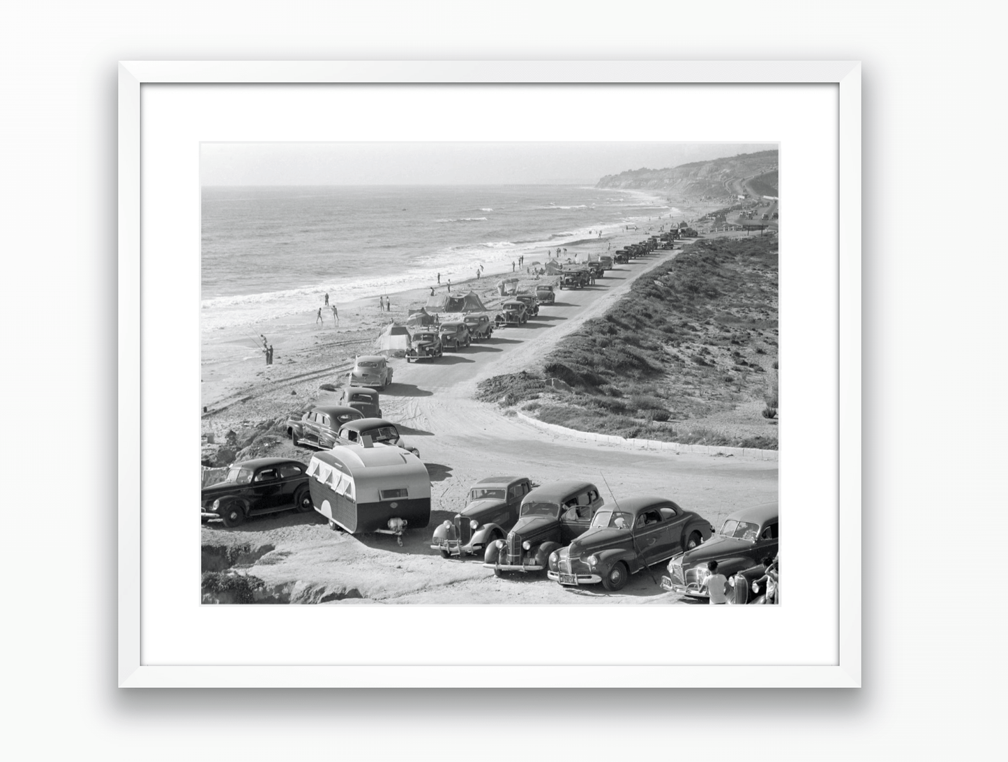 Highway 101 Traffic Near Torrey Pines State Beach, 1941