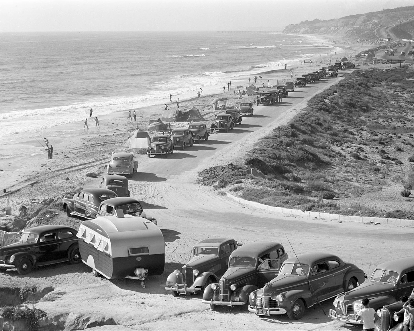Highway 101 Traffic Near Torrey Pines State Beach, 1941